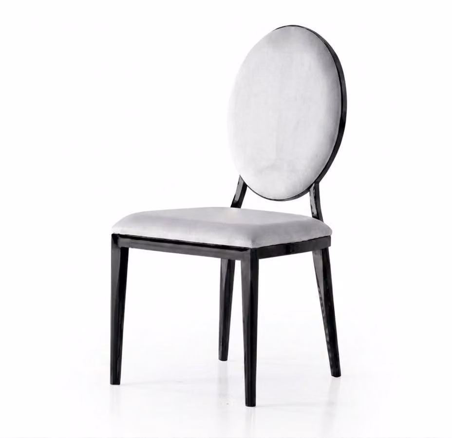 Sedia nera, comoda, imbottita in tessuto, struttura in metallo, stile moderno, confortevole