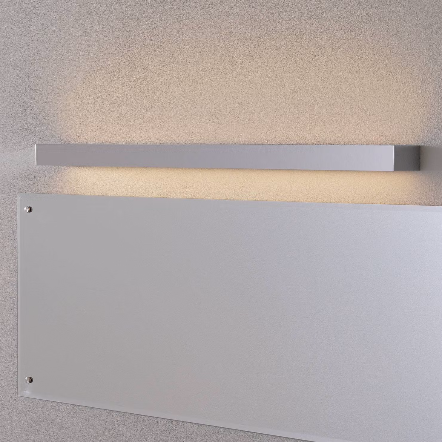 Helestra Applique da parete a LED Theia, Cromo / Argento, Bagno, Metallo, Moderno, Applique a LED