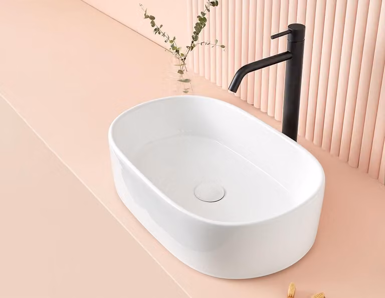 Lavabo da appoggio VERONA 56 cm x 36 cm x 14,5h con valvola a stelo "ClickClack", bianco