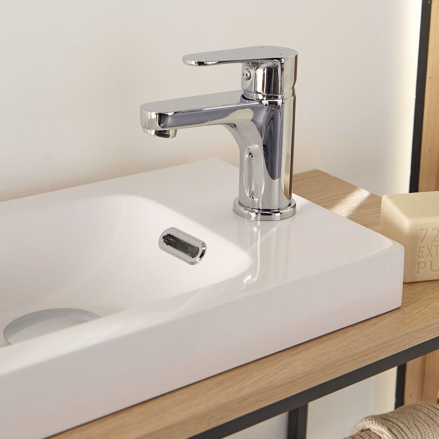 Rubinetto miscelatore acqua calda e fredda GRIFO
