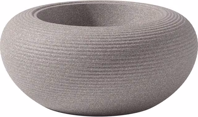 Vaso moderno in polietilene Qeeboo Nami Mix colori sand e grey con design astratto e forma rotonda