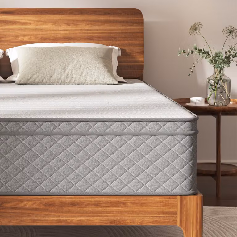 Materassi 140x200 cm, altezza 30 cm, con struttura a molle insacchettate a 7 zone, durezza H3/H4