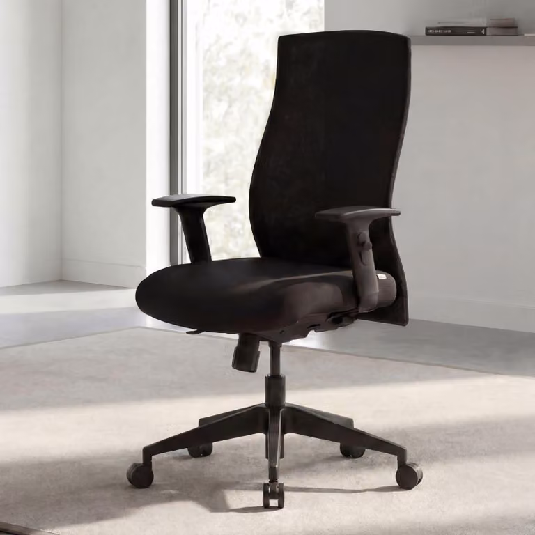 FineBuy Sedia da ufficio Rivestimento in tessuto nero Sedia da scrivania di design Poltrona direzionale Braccioli Sedia girevole Imbottitura 120 kg