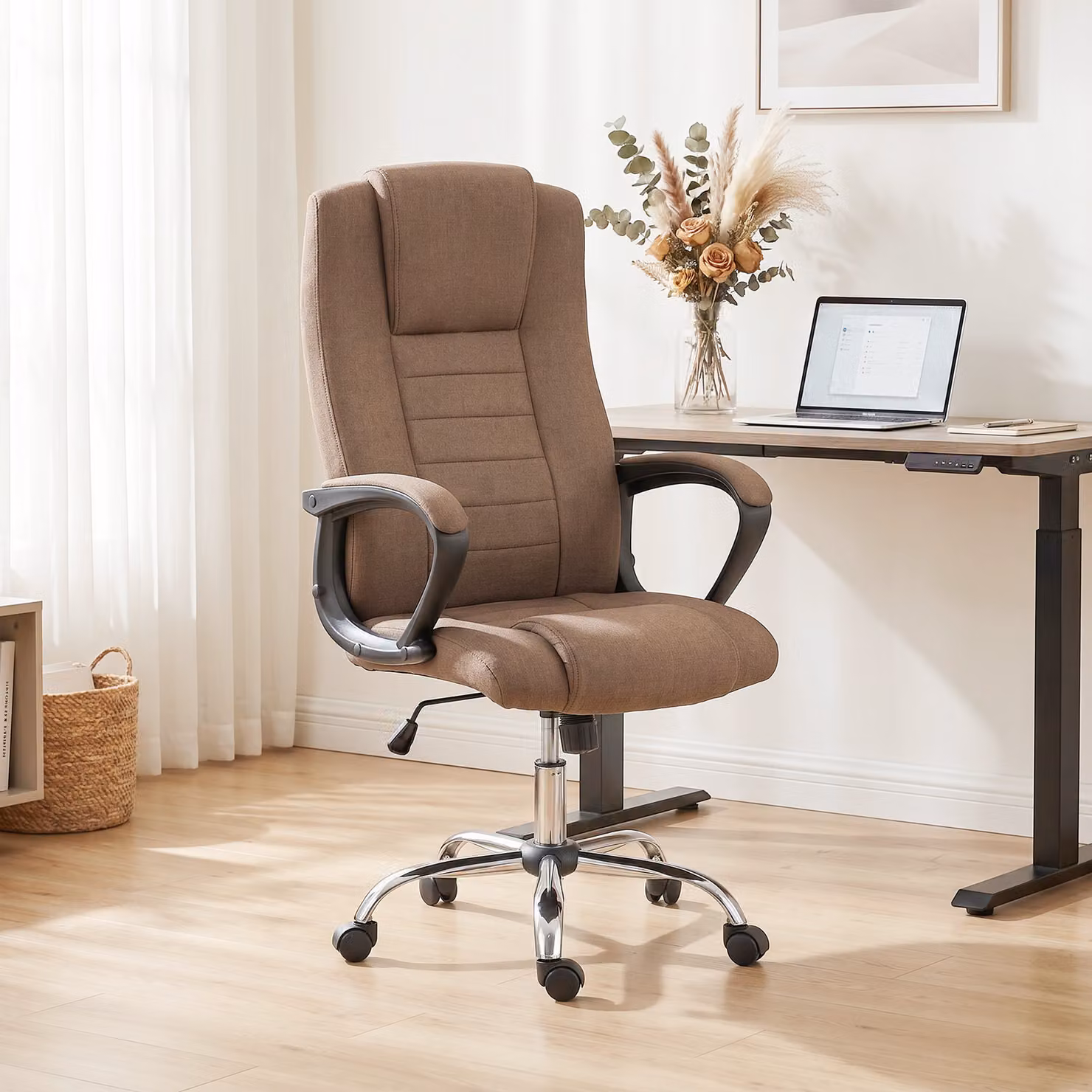 Sedia da ufficio ergonomica Aosom in tessuto effetto lino marrone con poggiatesta, girevole e inclinabile – 2