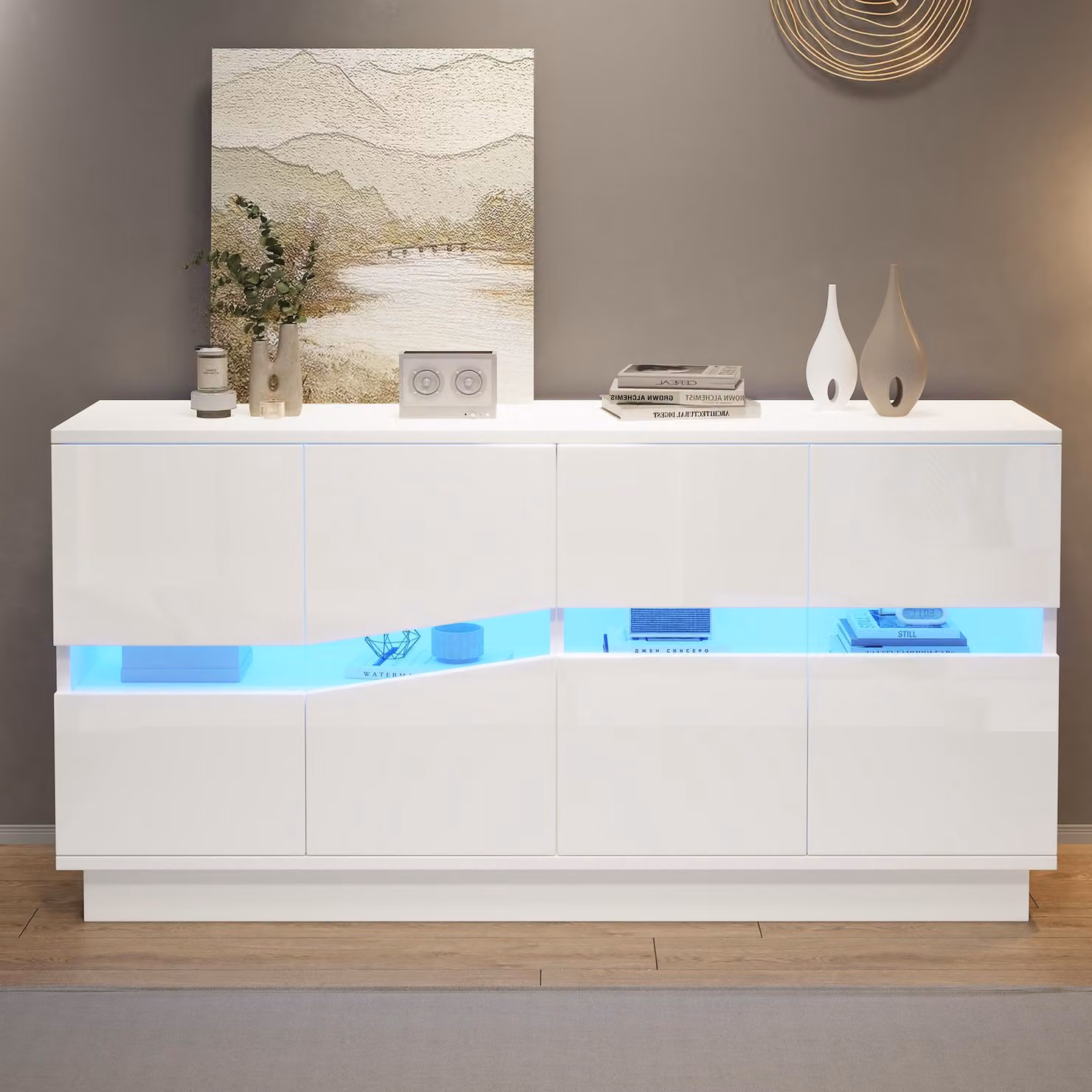 Mobile bar/credenza Merax con finitura lucida, 4 ante e ripiani regolabili, sistema di apertura a pressione, contenitore con illuminazione LED Bluetooth, frontali geometrici in acrilico, ideale per il soggiorno, colore bianco