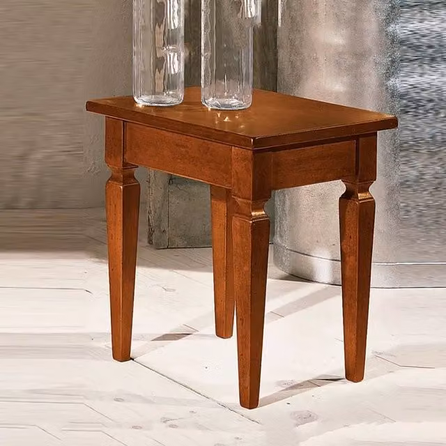 Tavolino in legno massello tinta noce misura l.40 p.35 h.45 - Mobili 2G