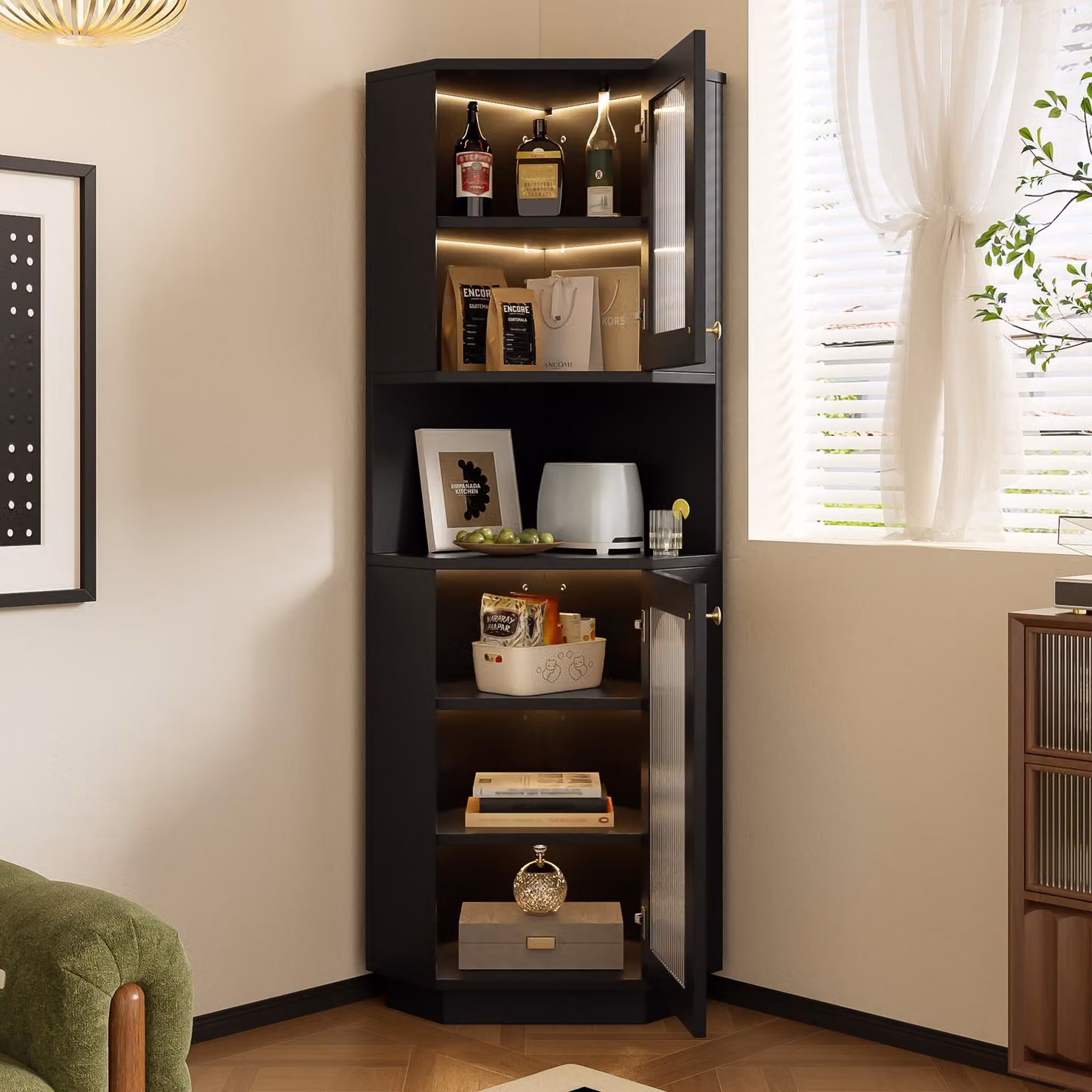 Armadietto da bagno con illuminazione integrata, mobile angolare da bagno nero, dimensioni 45x45x166,5 cm, realizzato in MDF con ante in vetro e vano aperto