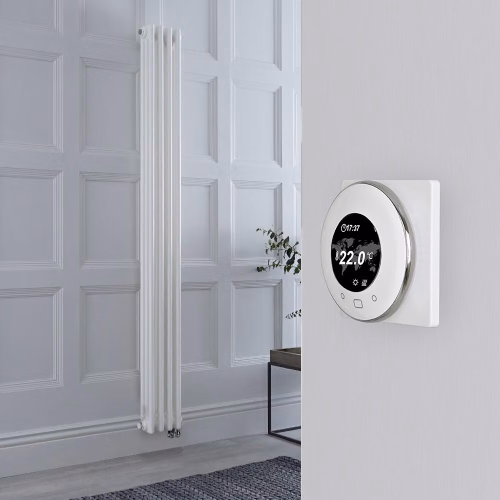 Radiatore Elettrico di Design Verticale Triplo Tradizionale Regent Bianco con Termostato Wifi e Integrazione Smart Home H: 180 cm, L: 20 cm, P: 20 cm