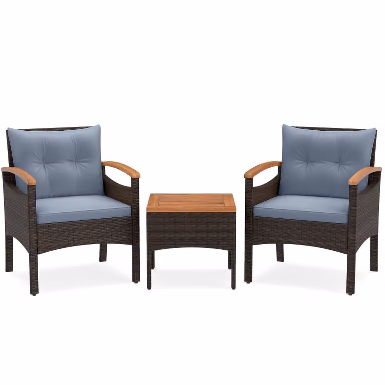 Set di mobili da giardino KOMFOTTEU, composto da 3 pezzi: 2 sedie e un tavolo, ideale per balconi. Set di mobili da esterno in rattan con cuscini per seduta e schienale, perfetto per terrazzi e giardini. Set per balcone, terrazzo e giardino, con schienale