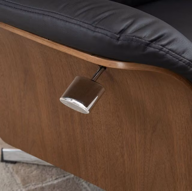 Poltrona Relax Girevole Nera in Ecopelle con Poggiapiedi e Funzione Letto, Capacità 150 kg