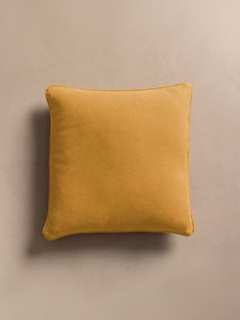 Cuscino quadrato Bloq Kenay Home color senape in cotone con fodera lavabile L 45 x P 45 x H 45 cm