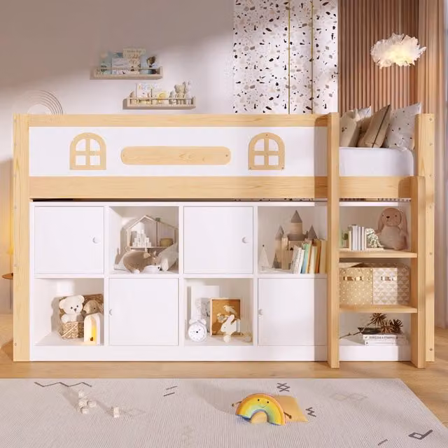 Letto rialzato 90x200 cm con scala; lavagna integrata e vani portaoggetti in pino e MDF; bianco e naturale