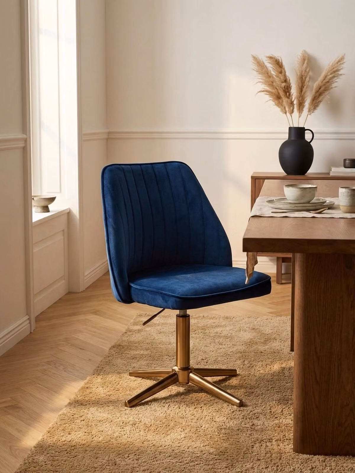 Sedia da scrivania blu scuro in velluto Design Sedia girevole con schienale, sedia a guscio 120 kg Regolabile in altezza, sedia da lavoro senza rotelle, sedia da scrivania Home Office Girevole
