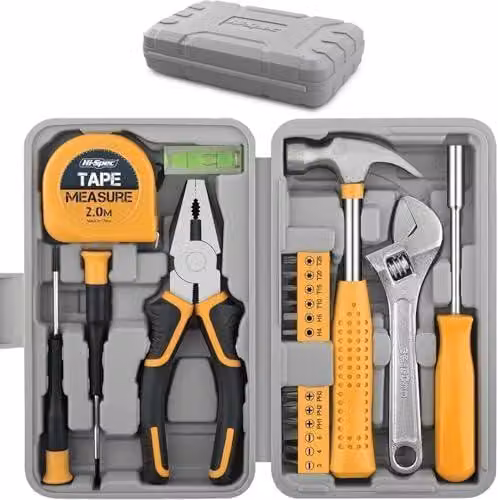 Set di utensili per la casa, il garage e lavori di bricolage, colore giallo.
