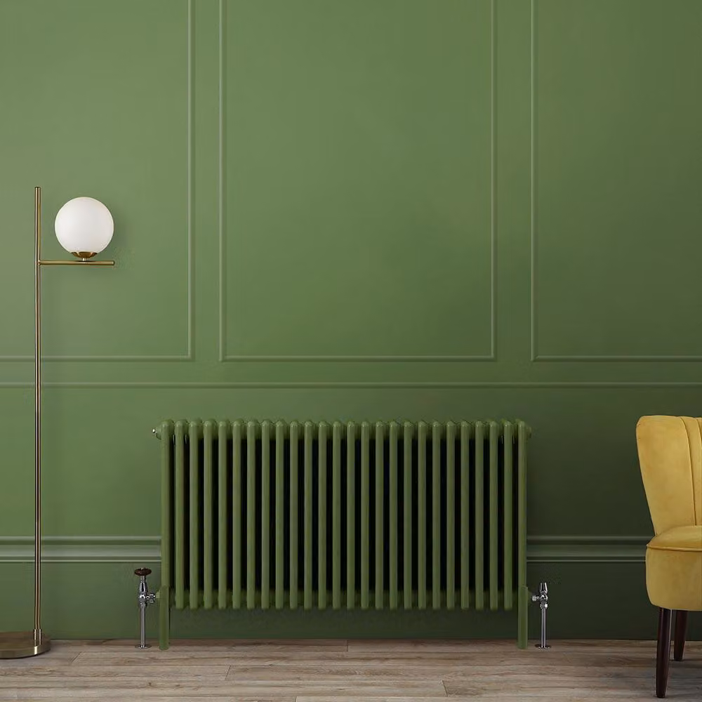 Radiatore Tradizionale a Tripla  Colonna Orizzontale Verde (Fern Green)  - 500mm x 1190mm - Regent
