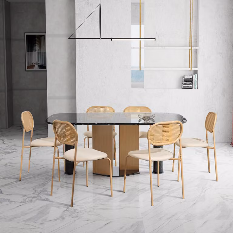 Set di 2 sedie da pranzo in rattan PE beige con seduta imbottita in PU, stile naturale e moderno