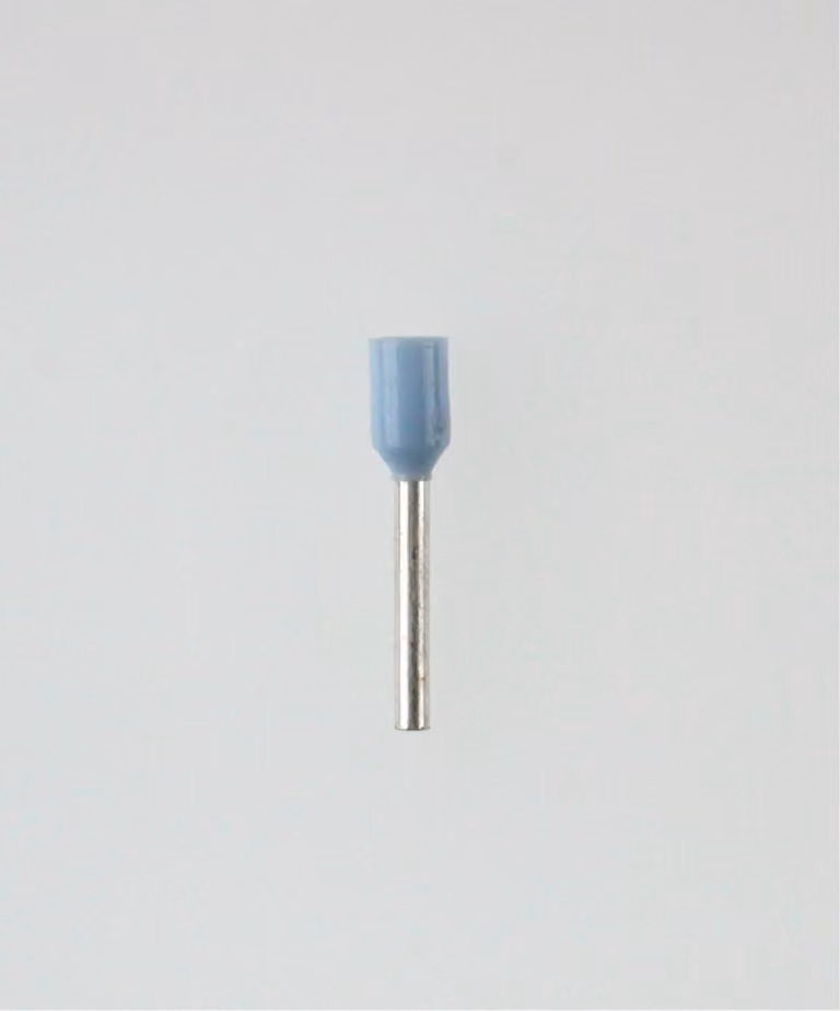 Guaina terminale isolata, conforme alla norma DIN 46228, parte 4, dimensione L, colore codificato WE, sezione 0,25 mm², colore azzurro chiaro - 1 pezzo