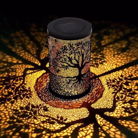 Luci solari da esterno, impermeabili (grado di protezione IP44), adatte per il giardino, da appendere o da posizionare a terra, ideali per la decorazione del balcone