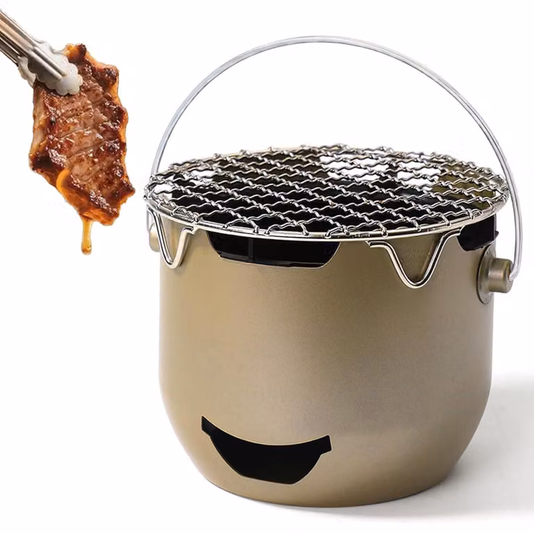 Griglia portatile in acciaio inossidabile, compatta e ideale per cucinare all'aperto