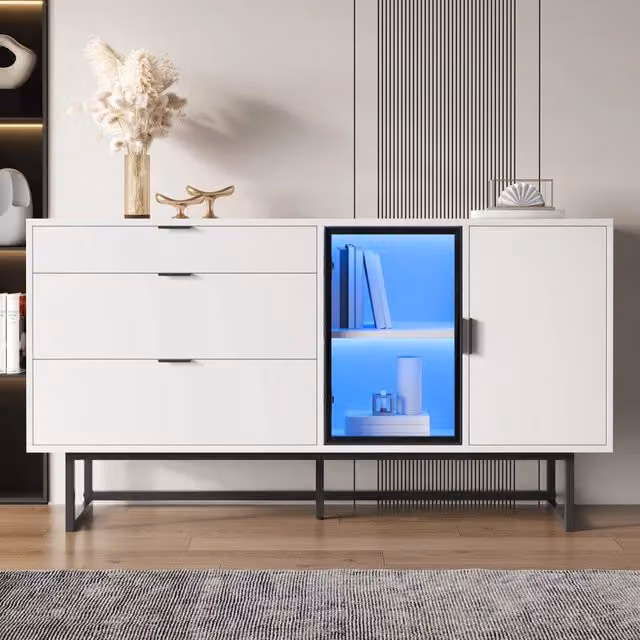 Credenza Mivray con vetrina LED regolabile, tre cassetti e vano chiuso in MDF, metallo e vetro, L/P/H: 160 x 36 x 78 cm