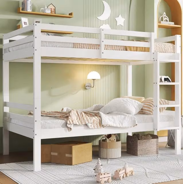 Letto a castello per bambini in legno di pino bianco 90x200 cm, divisibile in 2 letti singoli con scaletta angolare e protezione anticaduta
