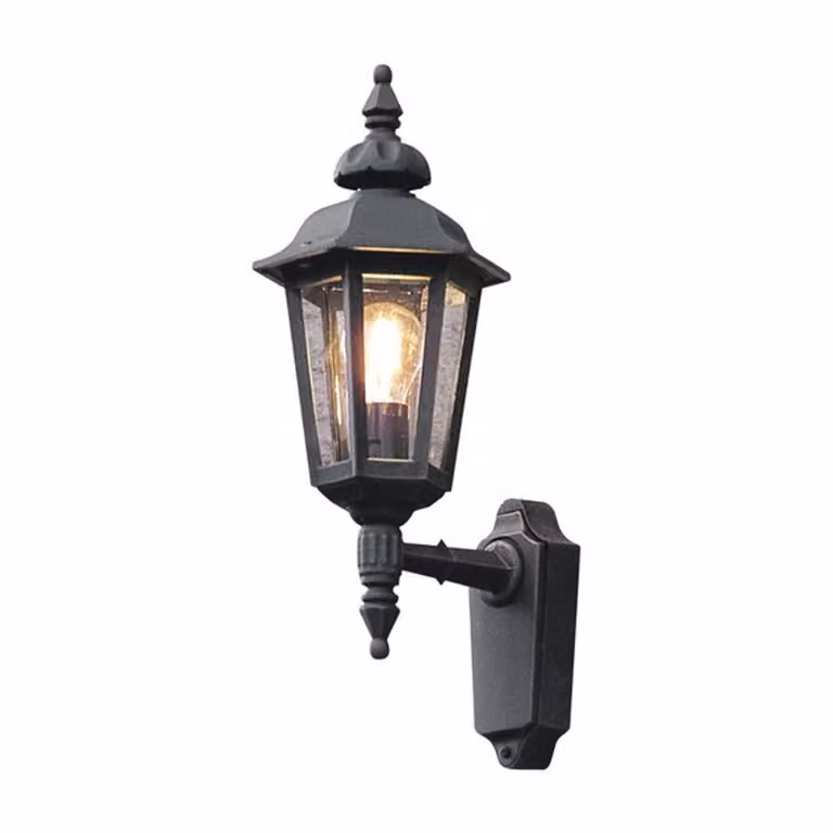 Applique Konstsmide Pallas in alluminio laccato nero con vetro acrilico color fumo. Vetro acrilico