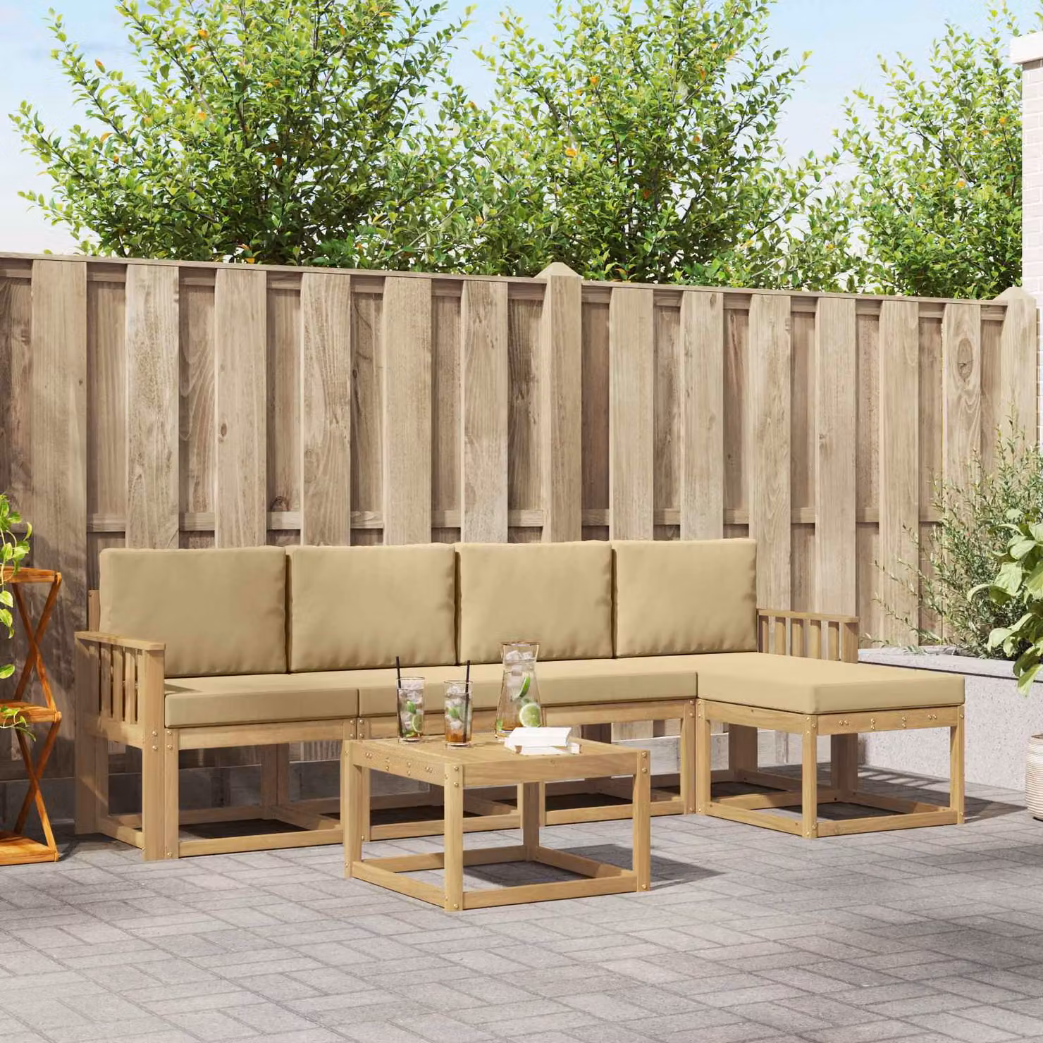 Set di divani da esterno vidaXL 6 pz in legno di acacia con tavolino e pouf, Bianco e Beige
