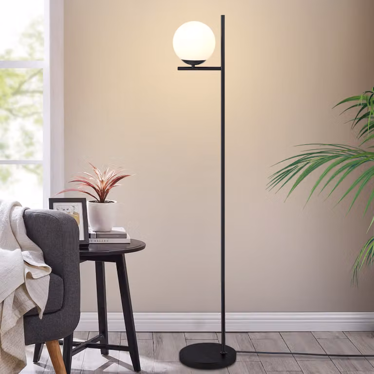 ZMH Lampada da terra nera 1 fiamma Lampada da terra moderna E27 Lampada da terra vintage con paralumi in vetro bianco Interruttore a pedale Metallo per soggiorno camera da letto ufficio