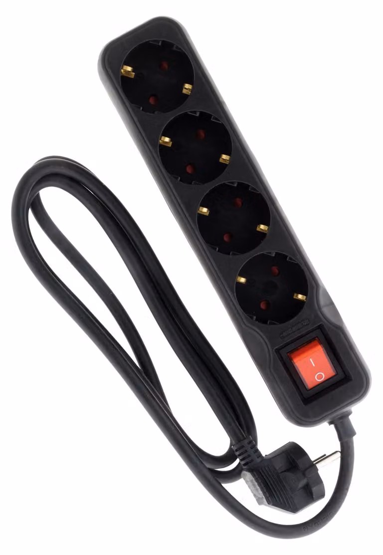 Zenitech, ciabatta multipresa con prese Schuko e interruttore illuminato, 4 prese da 16A