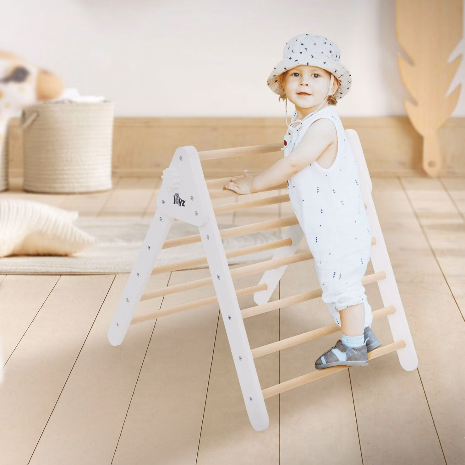 Triangolo di arrampicata Joyz per bambini da 2 anni, bianco, struttura di arrampicata per interni in legno massiccio, triangolo Pikler, giocattolo Montessori