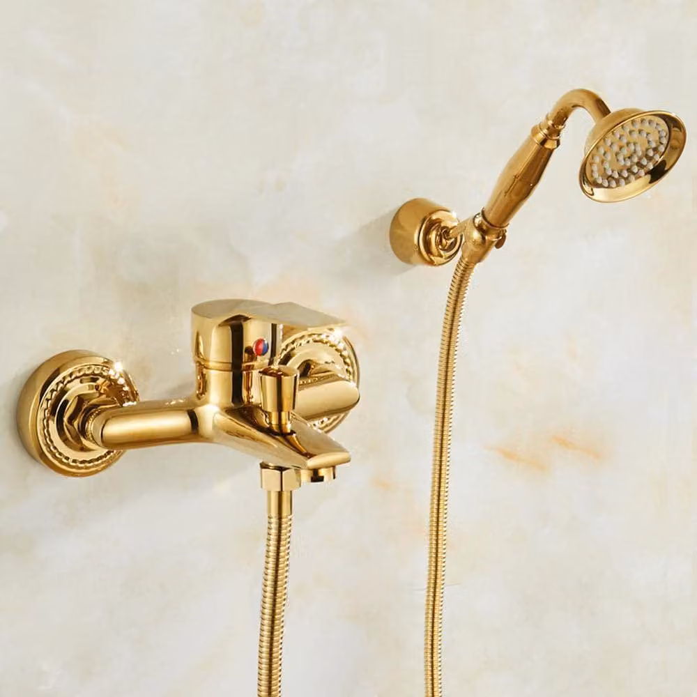 Miscelatore da bagno a parete dorato con doccetta manuale, in ottone, monocomando