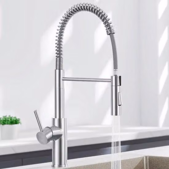 Rubinetto da cucina estraibile con testa girevole a 360 gradi e due tipi di getto