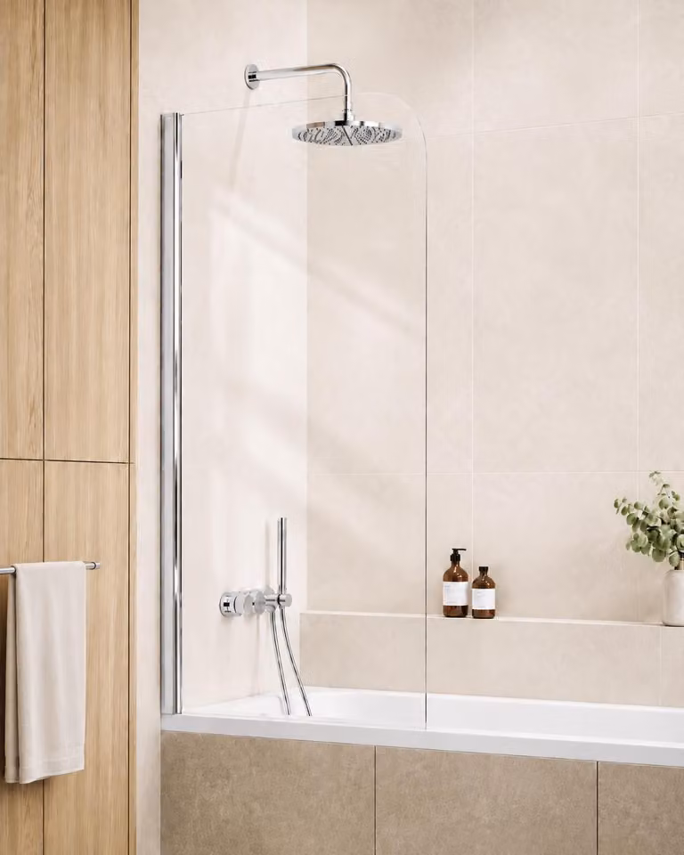 Badplaats Parete Vasca Torino 60 x 140 cm - Cromo - Anta Pivotante 5 mm - Vetro di Sicurezza e Anticalcare