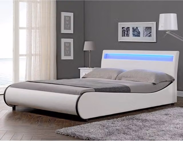 Letto Francese Imbottito Corium con Testiera Alta Curva, Illuminazione LED e Luci di Lettura, Similpelle Bianco, L/P/H: 140 x 200 x 83 cm