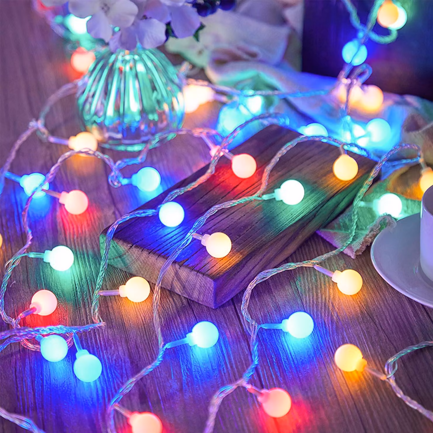 Catena luminosa a LED, 10 metri, 80 sfere colorate, alimentazione a batteria, con funzione lampeggiante