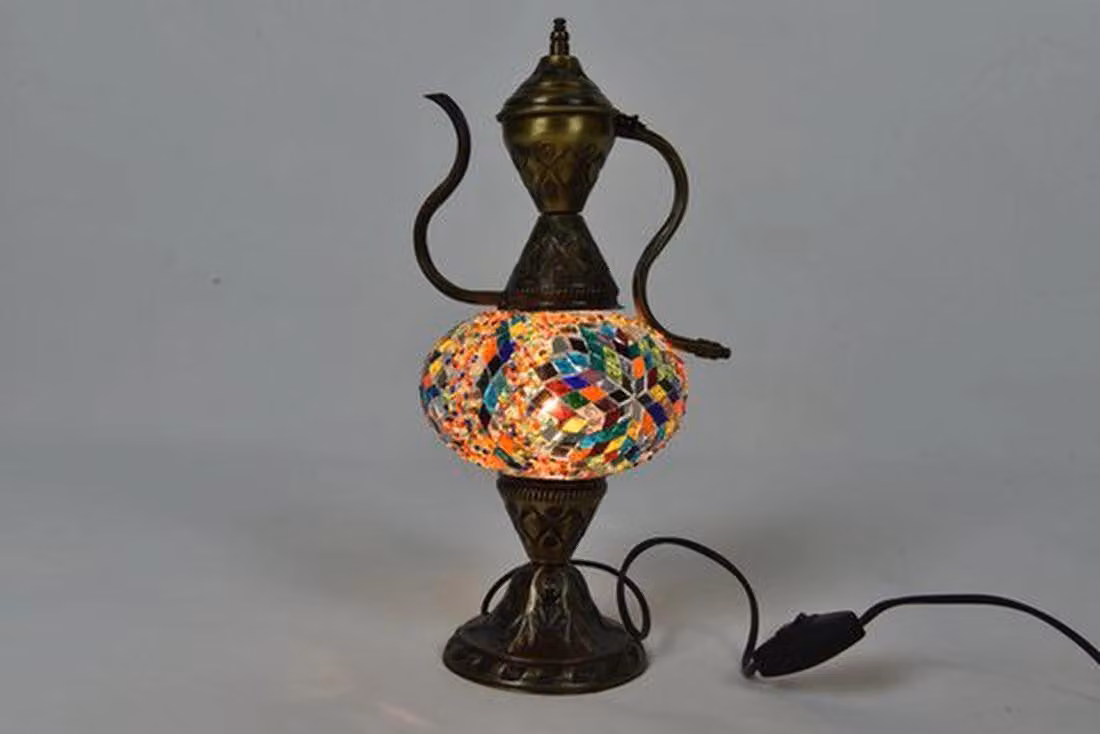 Lampada da tavolo Ibrik turca realizzata a mano in colori vivaci – lampada da notte orientale a forma di caraffa, luce d'atmosfera 45 cm