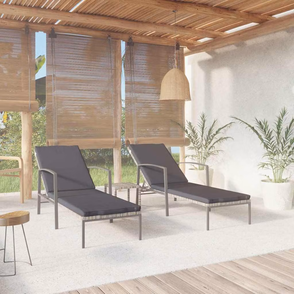 Set di 2 lettini prendisole con tavolino vidaXL in polyrattan grigio con poggiatesta regolabile e braccioli
