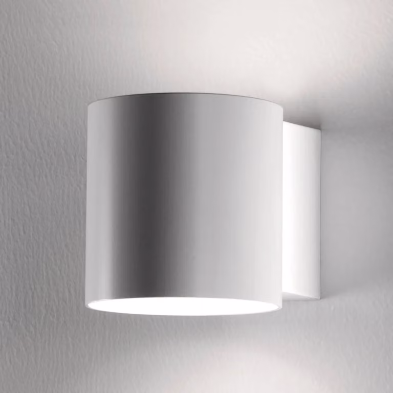 Martinelli Luce Applique da parete di design Tube, dimmerabile, Bianco / Opale, Soggiorno / Sala da pranzo, Metallo, Design, Applique