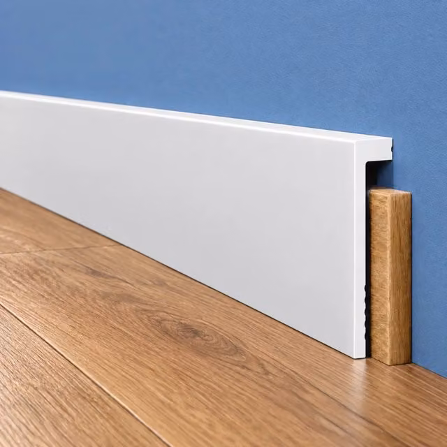 Pacco da 108 ML di Battiscopa BIANCO squadrato Coprimarmo - coprivecchio 115x23mm in POLIMERI