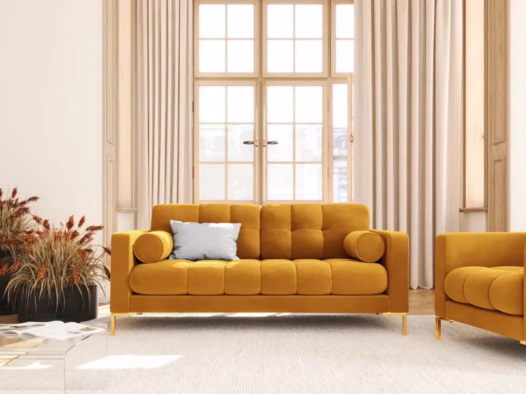 Divano 2 posti Bali Cosmopolitan Design in velluto giallo e oro con cuscini, L: 152 cm, P: 75 cm, H: 92 cm – 2