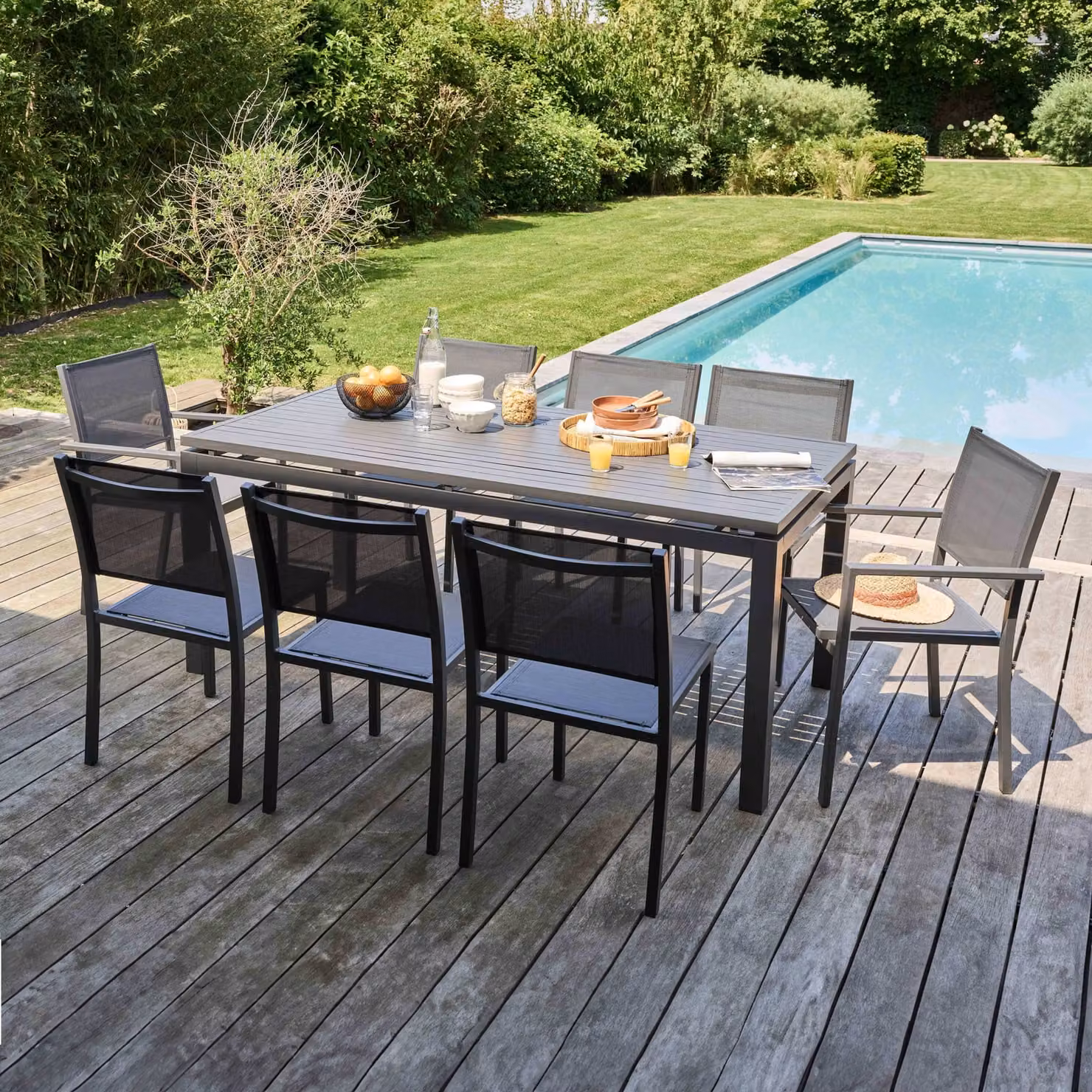 Tavolo da giardino allungabile e 8 sedie in alluminio grigio - Oviala Galilée