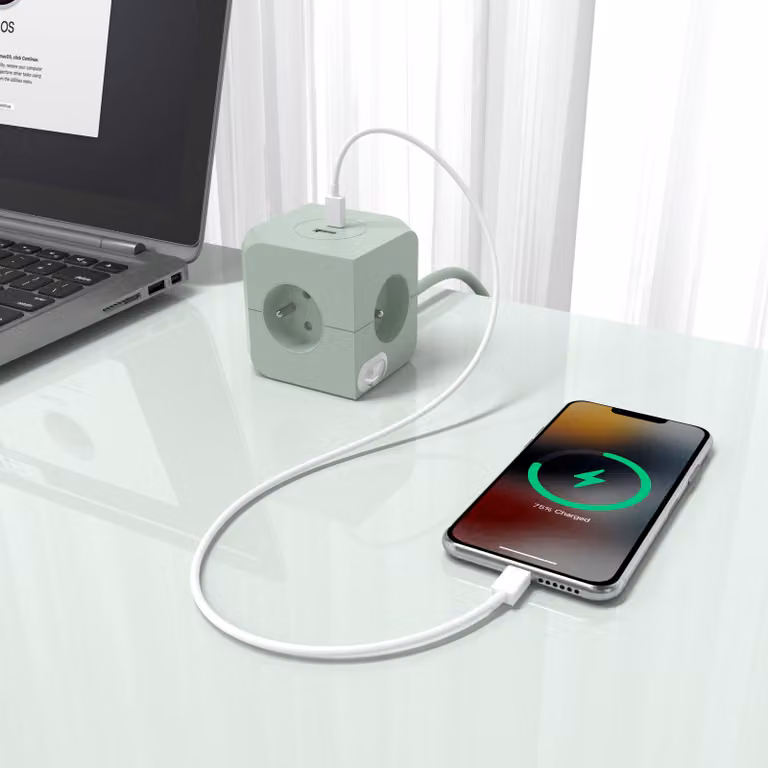 Ciabatta multipresa Green Power Cube, 4 prese, 16 A – 2 porte USB, 3680 W