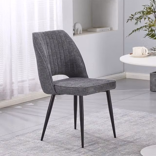 Set 4 Sedia Naila grigio con Schienale Trapuntato a Righe Verticali e Gambe in Metallo Nero