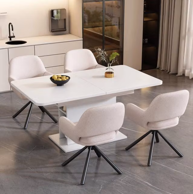 Set da pranzo con tavolo allungabile e 4 sedie