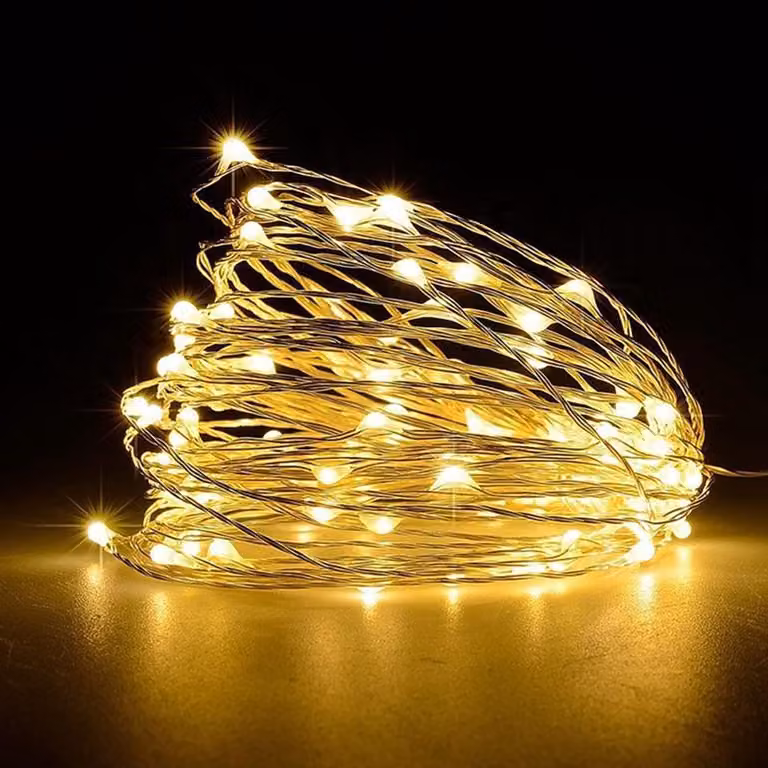 Catena luminosa a LED, 10 metri, 100 LED, luce bianco caldo, set da 2, alimentazione a batteria