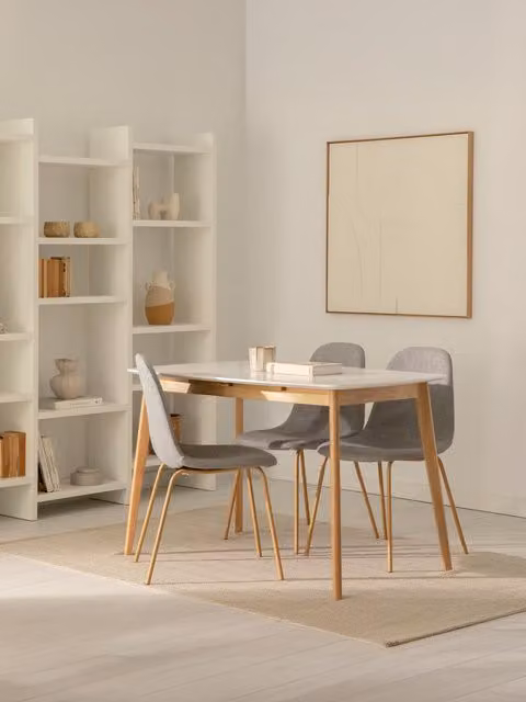 Tavolo da pranzo allungabile Thana Kenay Home in legno bianco e marrone con design moderno e rettangolare