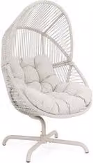 Poltrona girevole Light Palawan Bizzotto color egg con finiture bianche in tessuto e rattan
