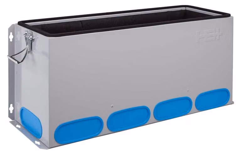 Parte inferiore del collettore/pozzetto Kermi X-well, 14 connessioni per tubi piatti 132 x 52 mm