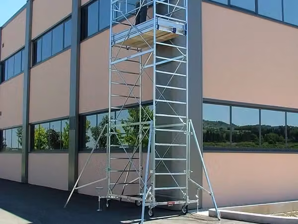 Ponteggio System Marchetti con base estraibile, colore argento, H 9,50 m x L 2,00 m x P 1,00 m – 2