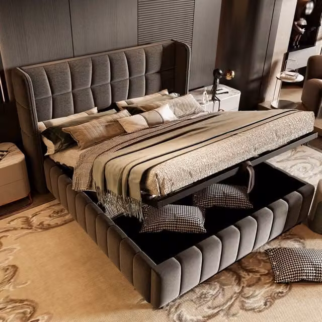 Letto matrimoniale imbottito in tessuto grigio 180x200 cm con base a doghe, contenitore pneumatico e telaio rinforzato
